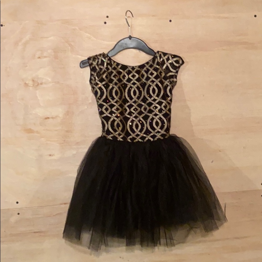 Dance dress costume - Picture 1 of 2